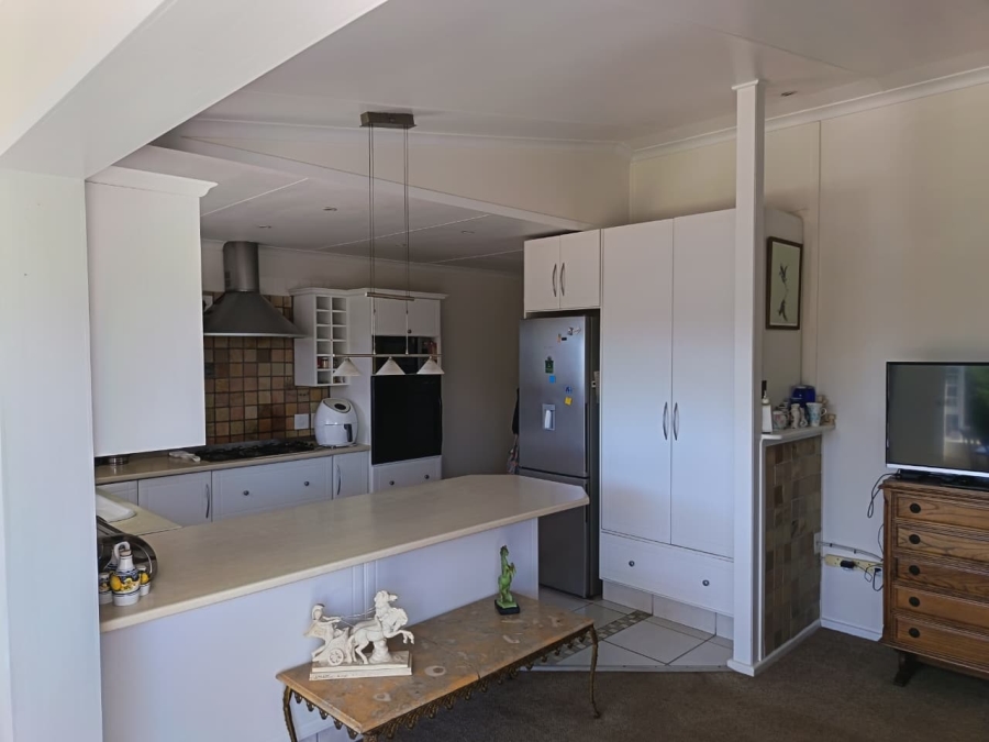 4 Bedroom Property for Sale in Bergsig Western Cape